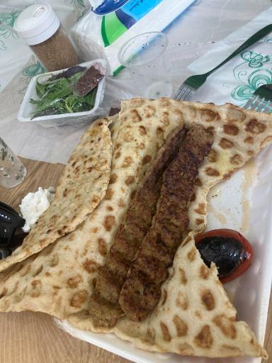 عکس نون و کباب سنتی علی کبابی