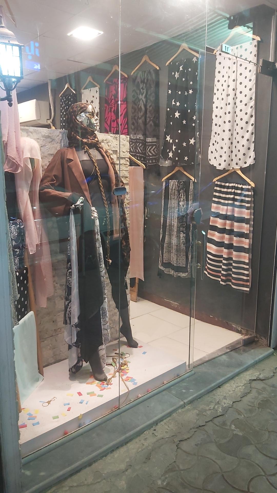عکس  شال و روسری استریت استایل