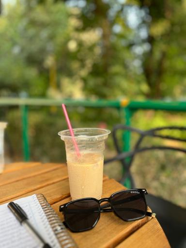 عکس کافه لی لی