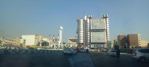 عکس میدان دوم صادقیه