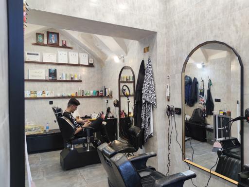 عکس آرایشگاه مردانه دوکارد