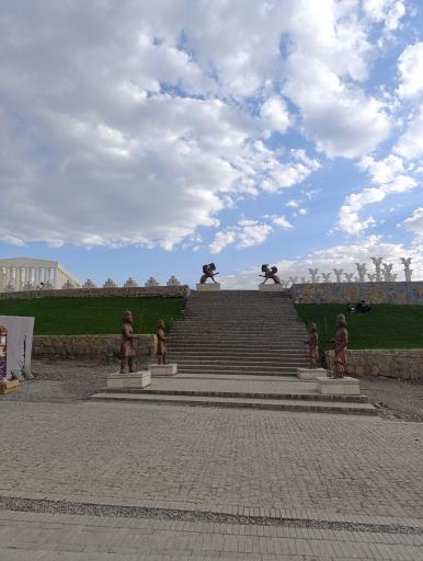 عکس مینی ورلد ملایر