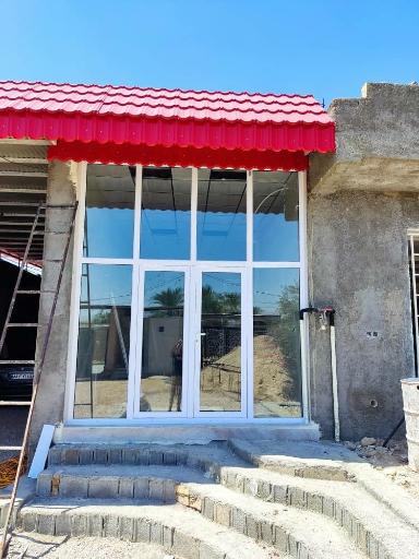 عکس کلینیک درب و پنجره برادران بختیاری 