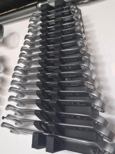 عکس مجموعه تعمیرگاهی ساچ