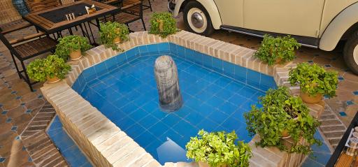 عکس عمارت جیران 