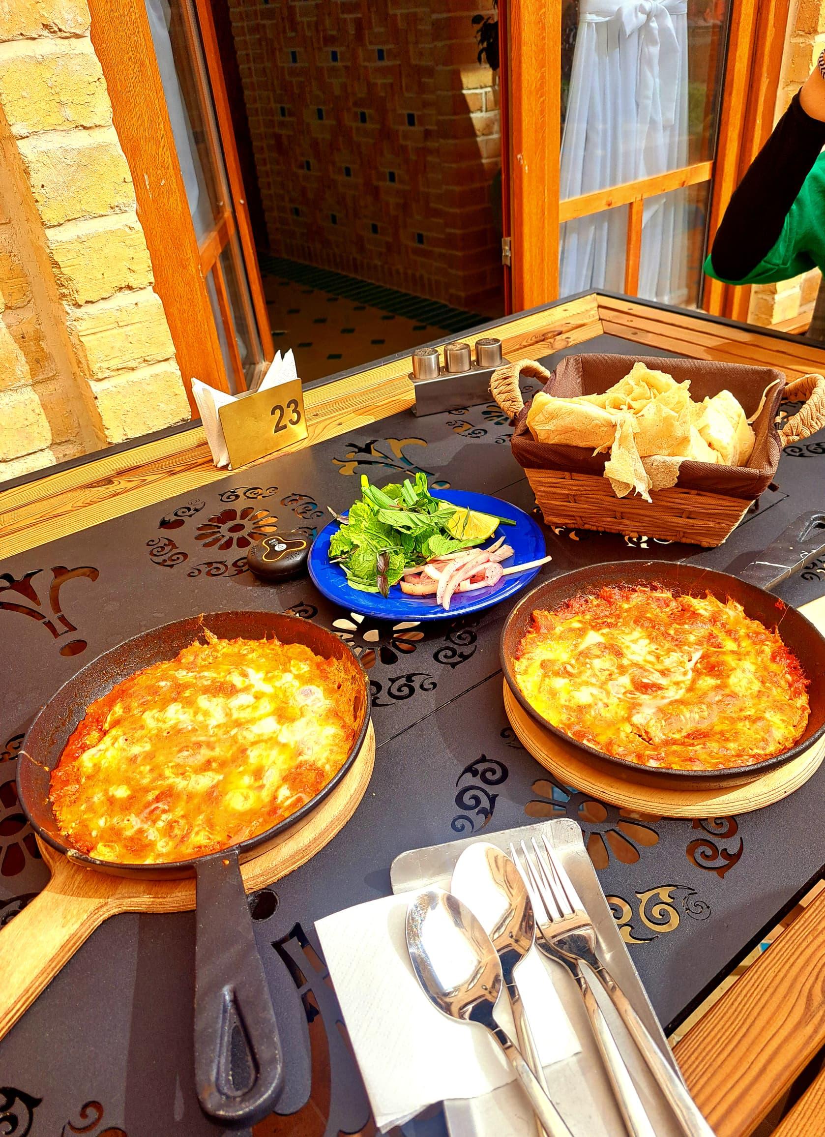 عکس عمارت جیران 