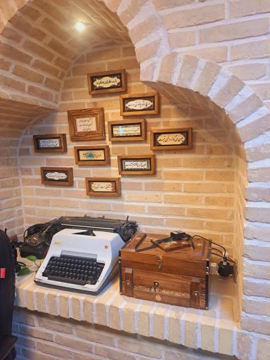 عکس عمارت جیران 