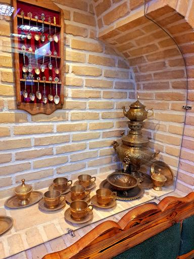 عکس عمارت جیران 