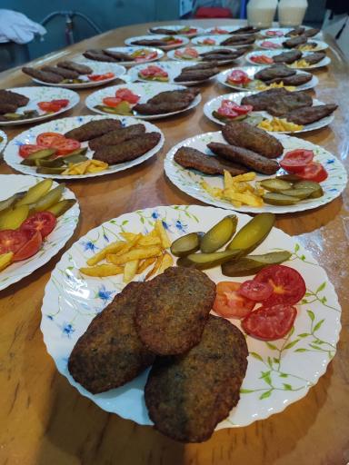 عکس رستوران خانه معلم شاهرود