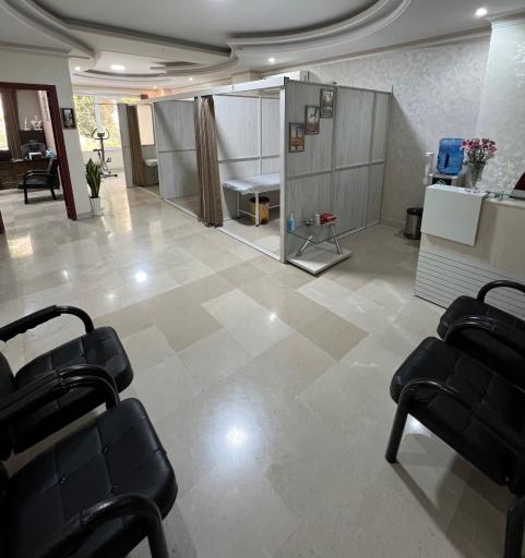 عکس فیزیوتراپی مقدم