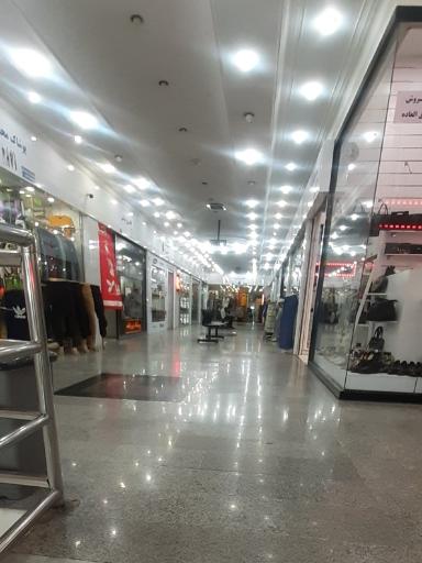 عکس مجتمع تجاری گلها