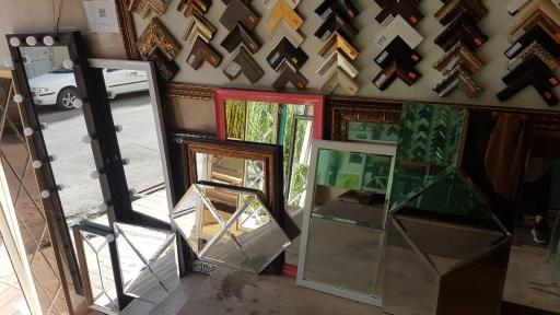 عکس کارگاه شیشه بری پارسه