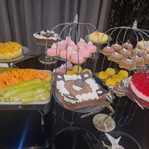 عکس رستوران باباتوتو