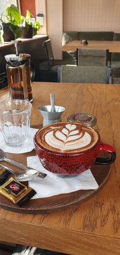 عکس کافی شاپ باما