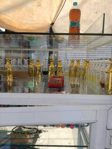 عکس عطر فروشی مُلا حامد 