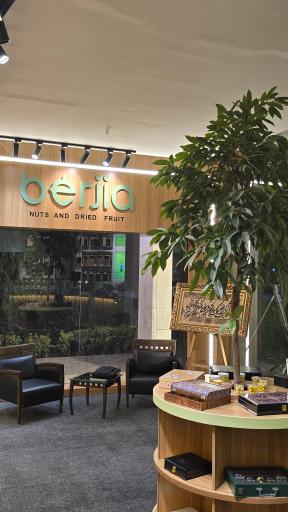 عکس آجیل و خشکبار برجیا (VIP)