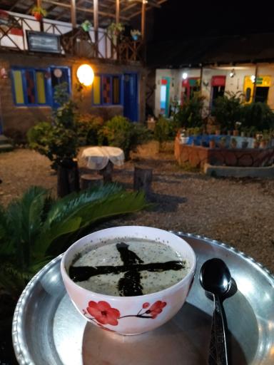 کافه رستوران بومگردی پدربزرگ