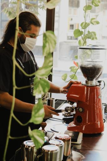 عکس کافی شاپ باما