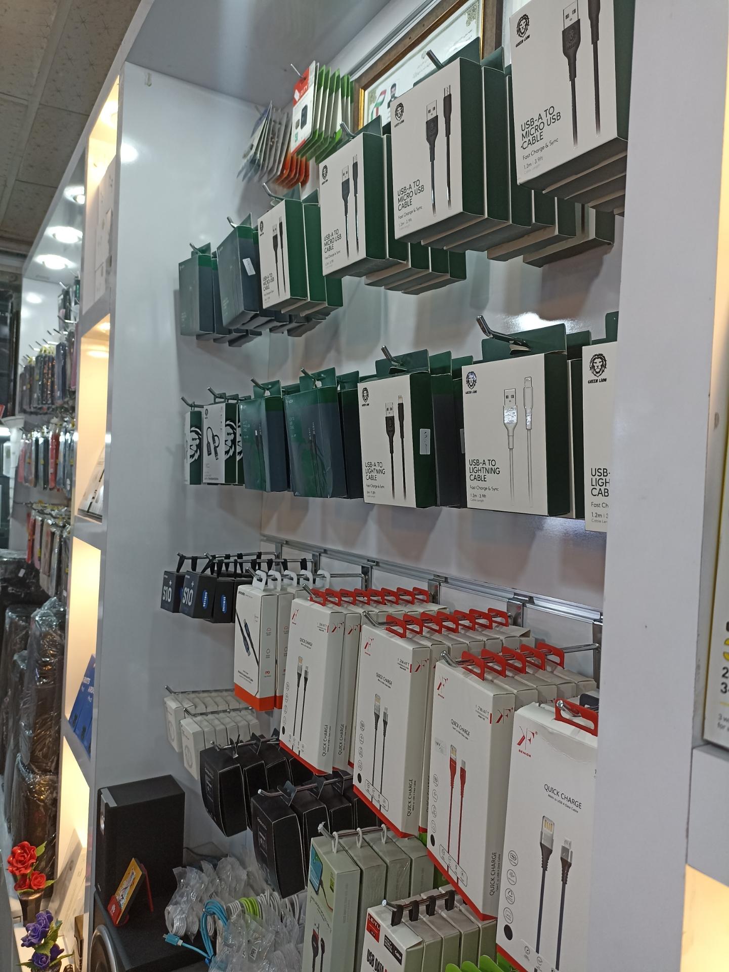 عکس فروشگاه موبایل سراج