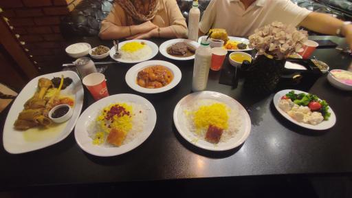 عکس رستوران سنتی نفیس