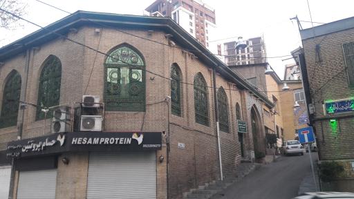 عکس حسینیه بزرگ اوین