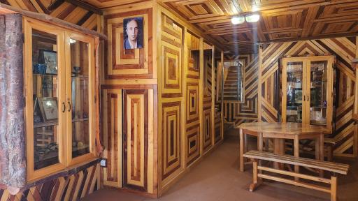 عکس کتابخانه چوبی