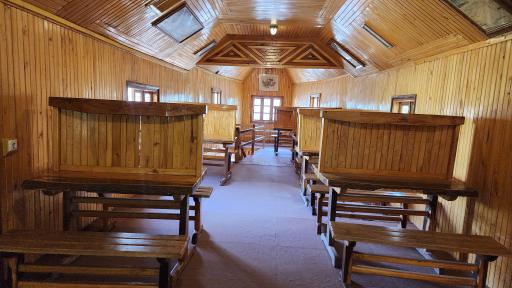 عکس کتابخانه چوبی