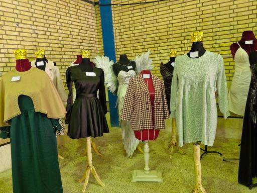 عکس هنرستان حضرت آمنه 