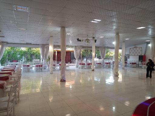 عکس باغسرا و باغ تالار خوشبختی