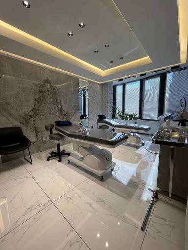 عکس کلینیک زیبایی آبان 