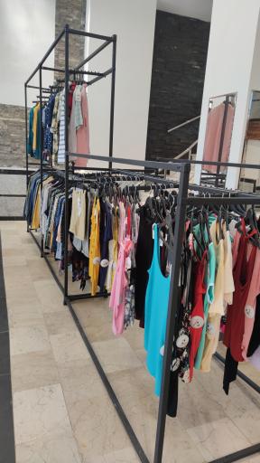 عکس فروشگاه اوتلت H&M