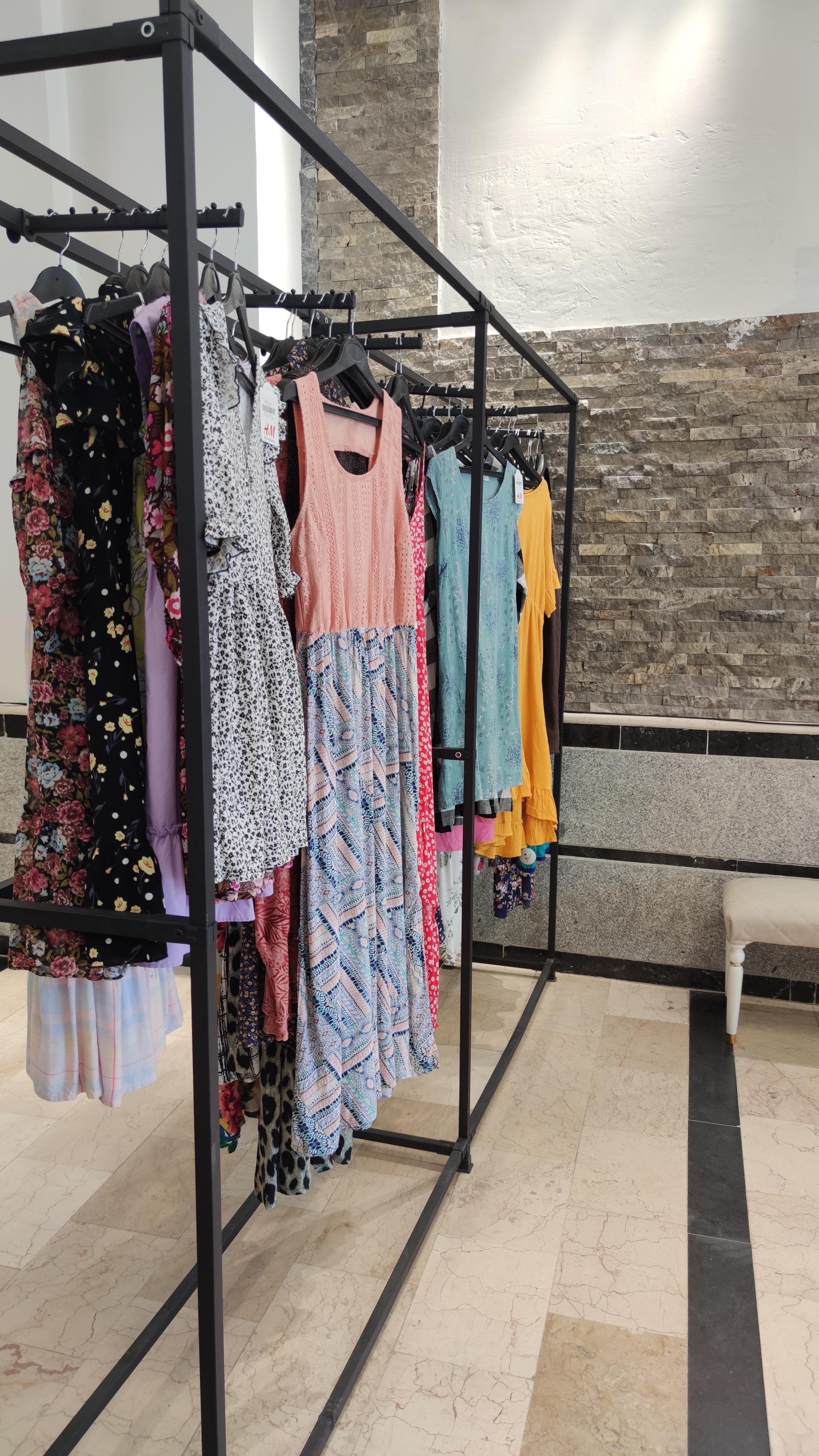 عکس فروشگاه اوتلت H&M