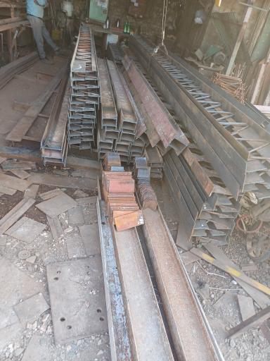 آهن آلات احمدی 