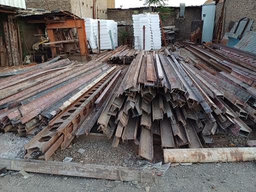 آهن آلات احمدی 