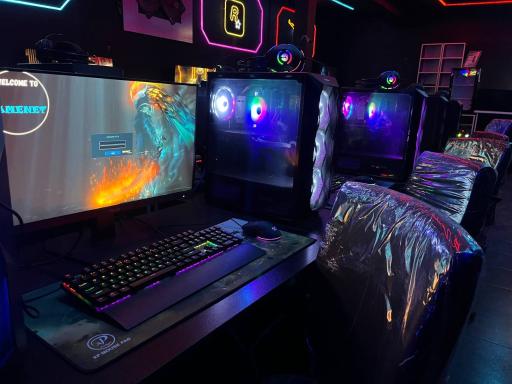 عکس گیم سنتر سورنا