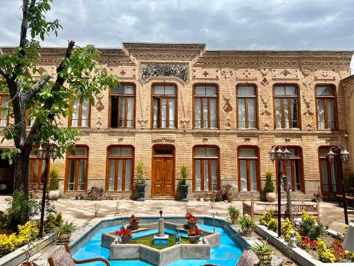 عکس هتل بوتیک جوان تبریز 