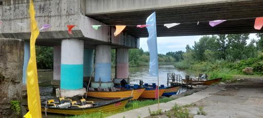 عکس اسکله تفریحی قایقرانی قوی سپید نیزار