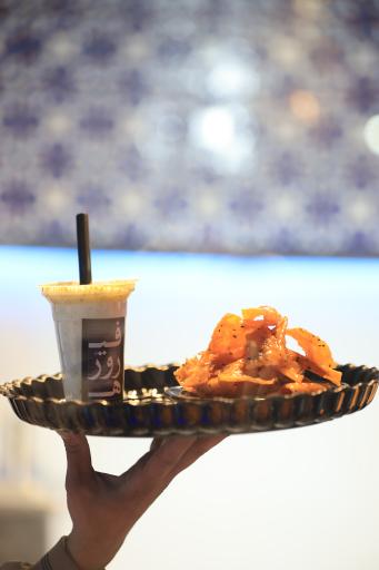 عکس دوغ و گوشفیل فیروزه 