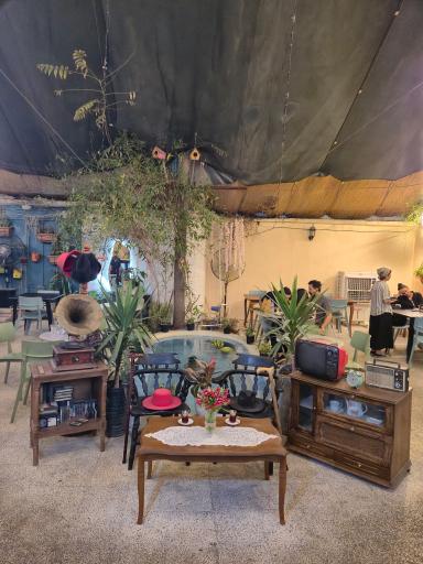 عکس کافه عمارت این خانه