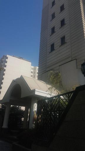 عکس برج مسکونی سیمرغ