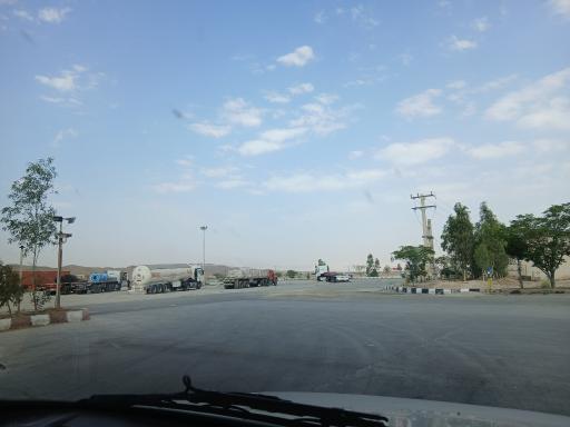 عکس پمپ بنزین آفتاب شرق
