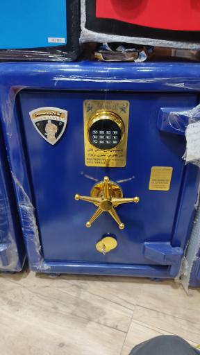 عکس گاوصندوق نسوز گنجینه پرویزی