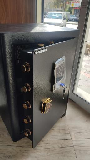 عکس گاوصندوق نسوز گنجینه پرویزی