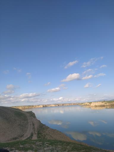 عکس دریاچه سد گلستان
