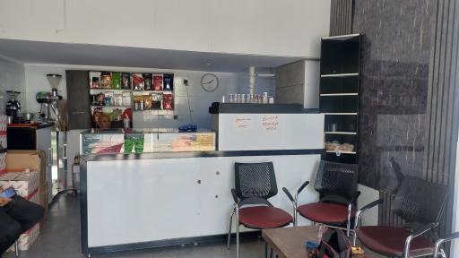 عکس کافه تیرازیس