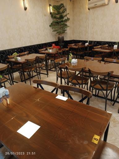 عکس رستوران کد بانوی ری