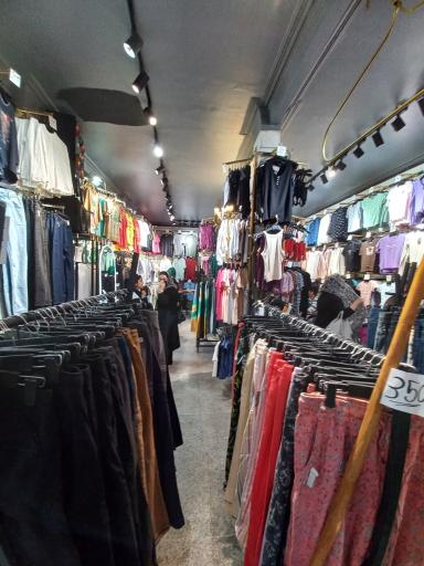 عکس پخش پوشاک رستمی 