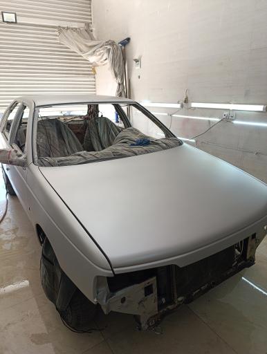 عکس نقاشی خودرو تاراز رنگ 