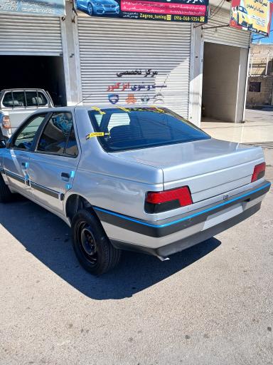 عکس نقاشی خودرو تاراز رنگ 