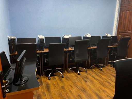 عکس مرکز آموزش علوم هوانوردی و خلبانی کارا آمایش نارین کاسپین